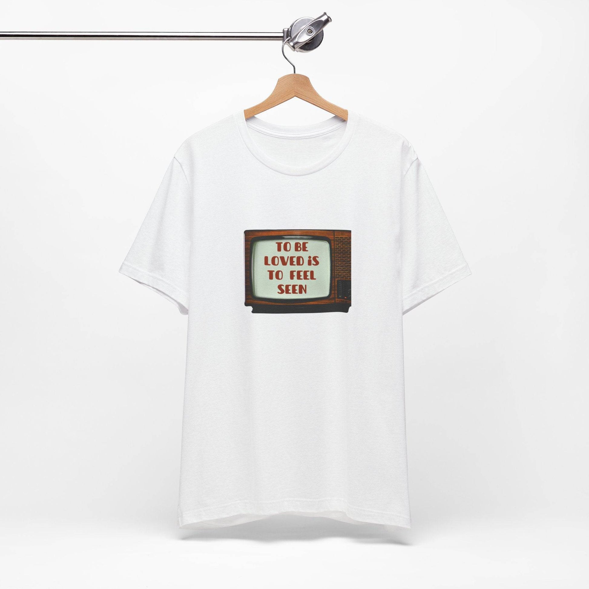 Retro Love Quote Tee, Unisex Short Sleeve Shirt, Vintage Style, Gift for Friends, Self-Love Statement T-Shirt, Casual Chic Top - Its Fine, I Am Fine